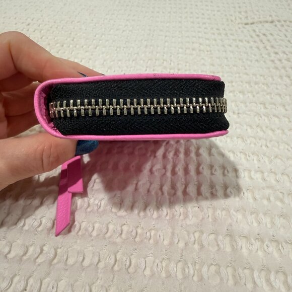 Min & Mon Frodo Wallet Eyes Pink Zip Around Wallet - Picture 10 of 16